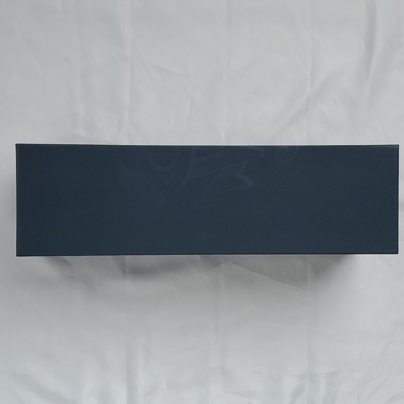 Johnnie Walker Blue Label box and empty bottle - Picture 2 of 5